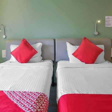 Oyo 6429 Hotel Pearl 푸네 외부 사진