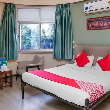 Oyo 6429 Hotel Pearl 푸네 외부 사진