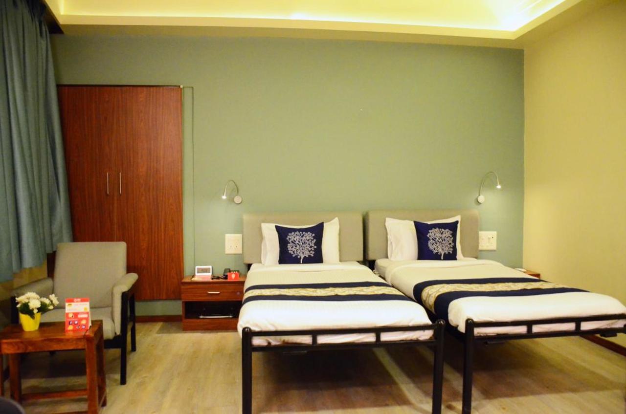Oyo 6429 Hotel Pearl 푸네 외부 사진