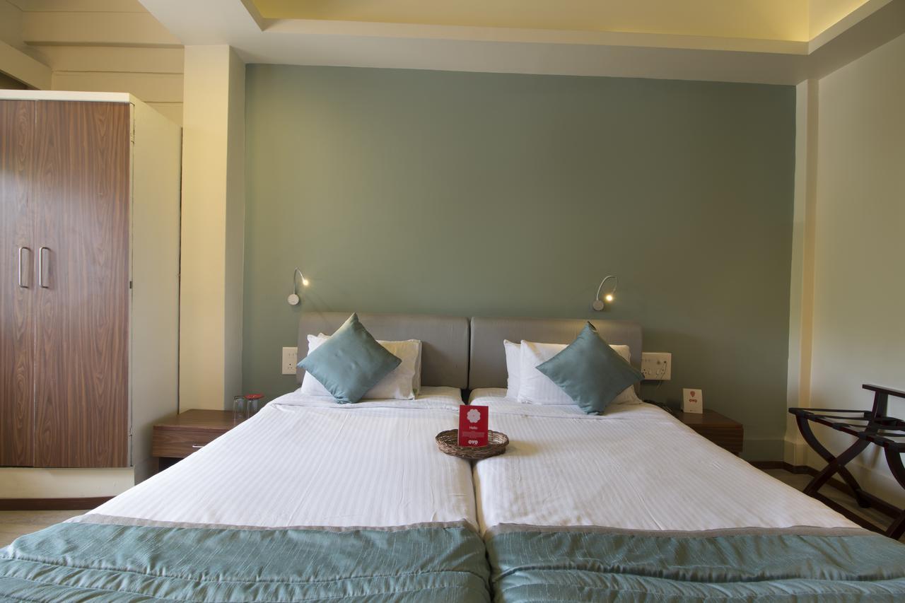 Oyo 6429 Hotel Pearl 푸네 외부 사진