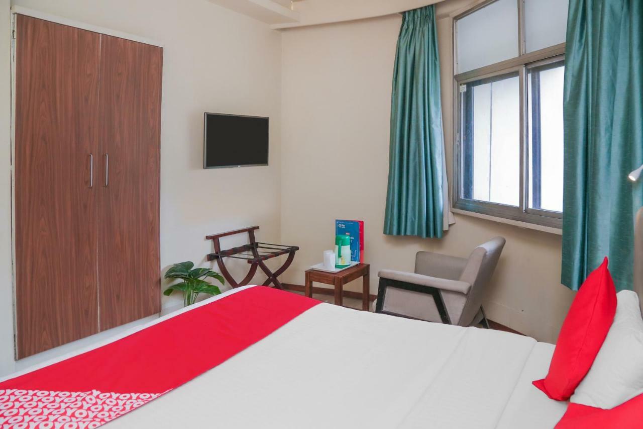 Oyo 6429 Hotel Pearl 푸네 외부 사진