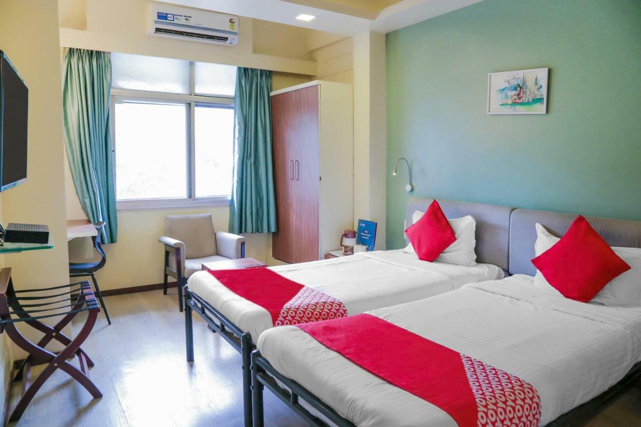 Oyo 6429 Hotel Pearl 푸네 외부 사진